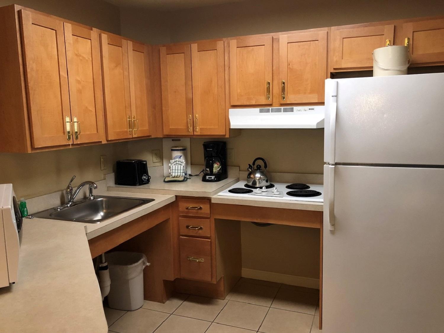Vacation Village In The Berkshires Hancock Camera foto A typical kitchen in a typical apartment