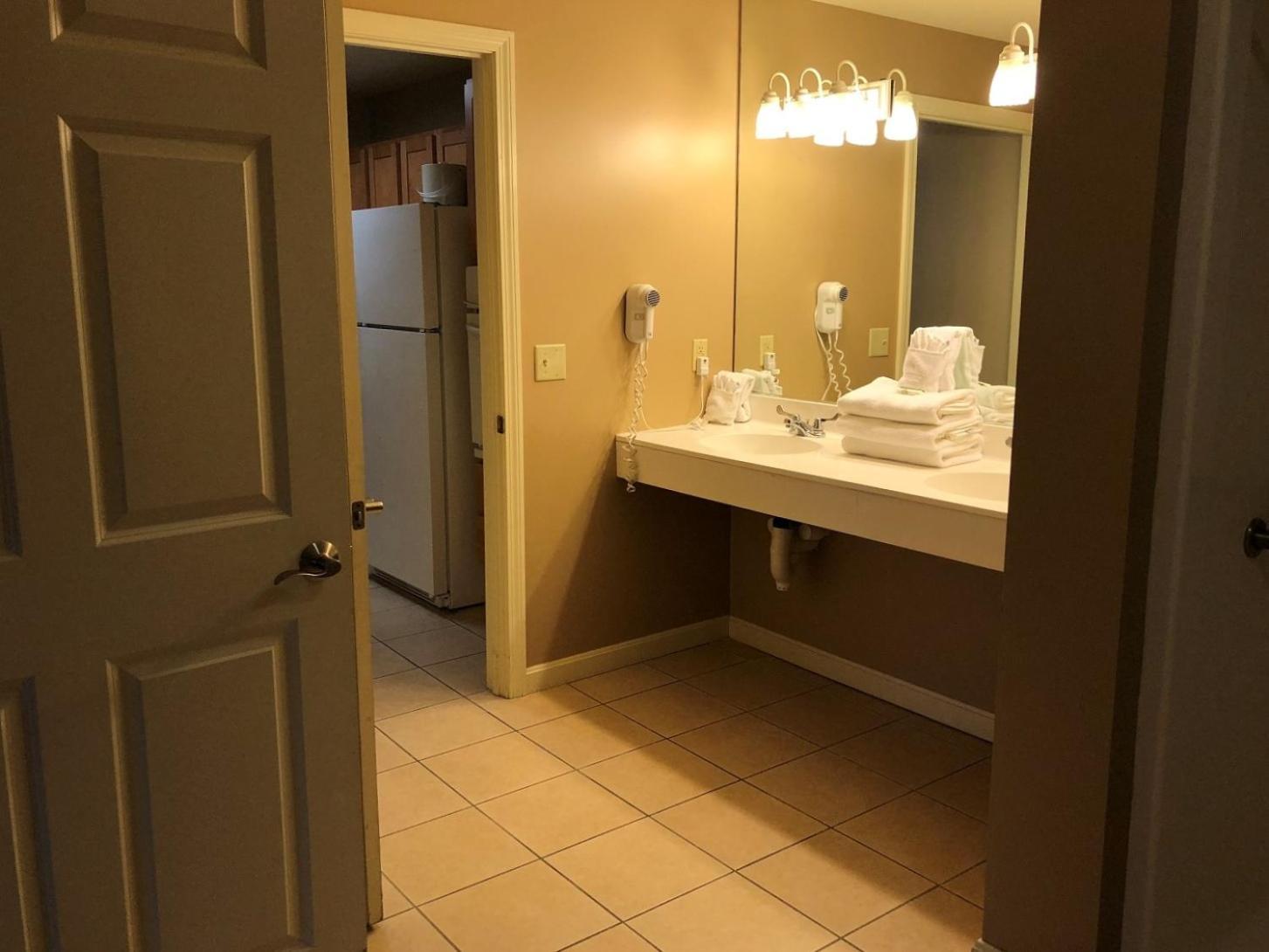 Vacation Village In The Berkshires Hancock Camera foto A bathroom at the Inn at the Opera